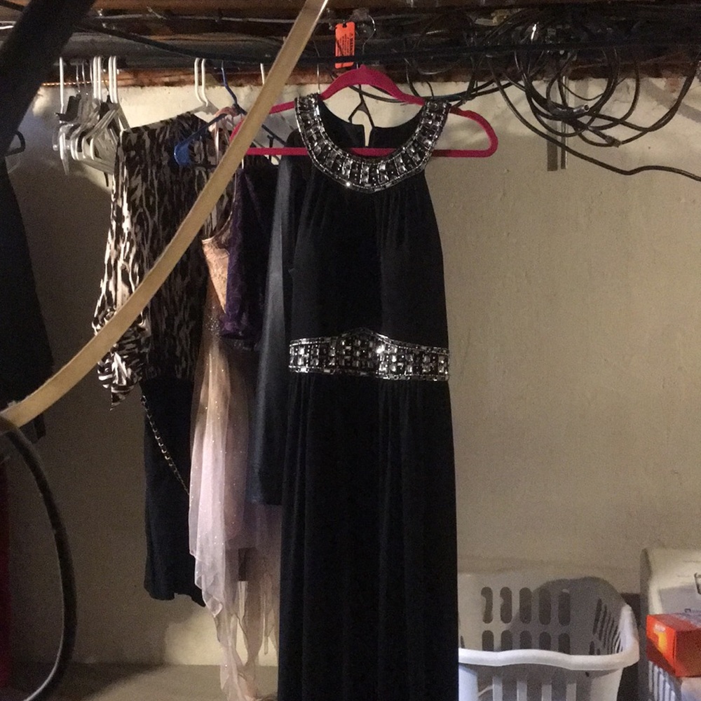 LONG BLACK DRESS - Picture 2 of 5
